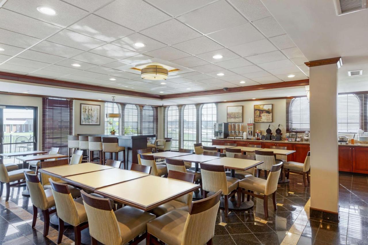 Best Western Plus South Hill Inn Exterior foto