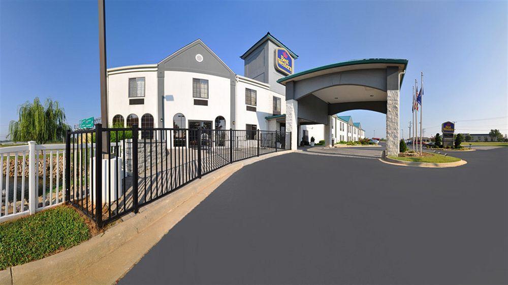 Best Western Plus South Hill Inn Exterior foto